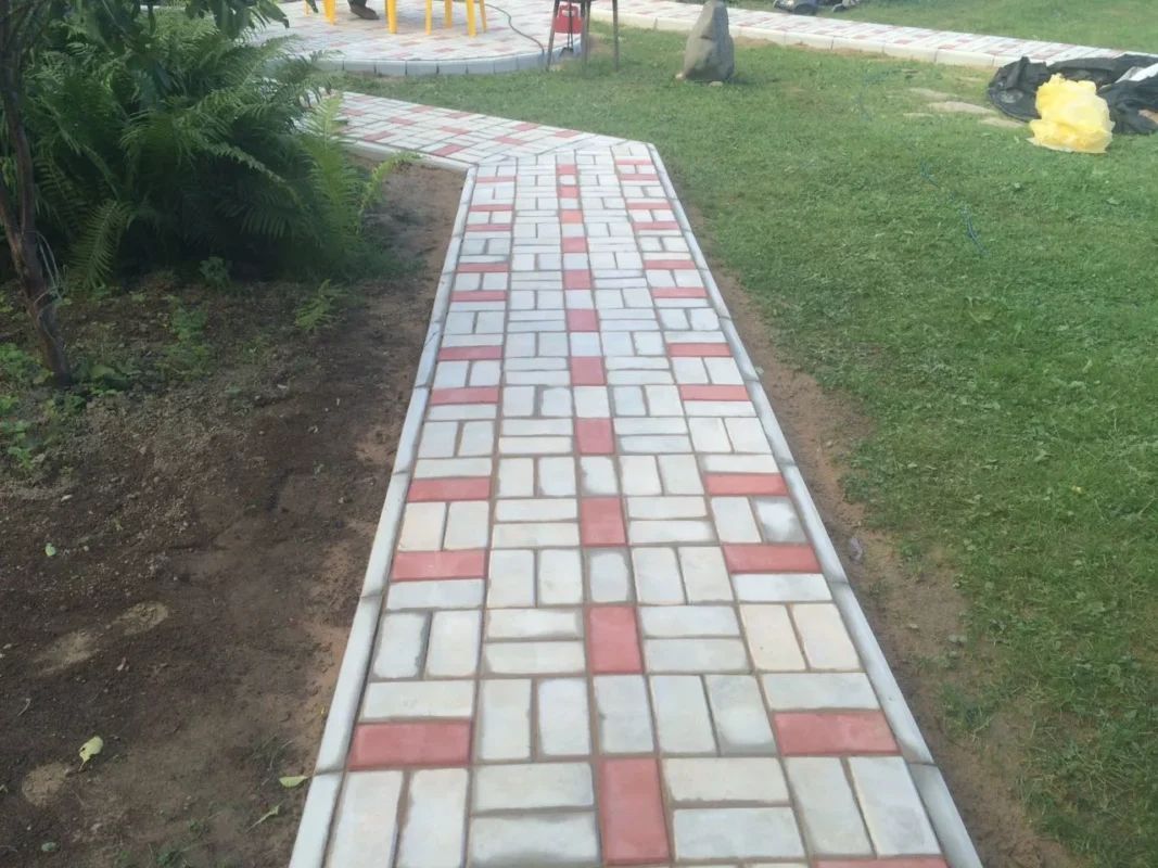 بلاط متداخل